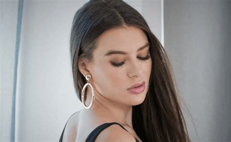 Lana Rhoades (Nuevo) .
